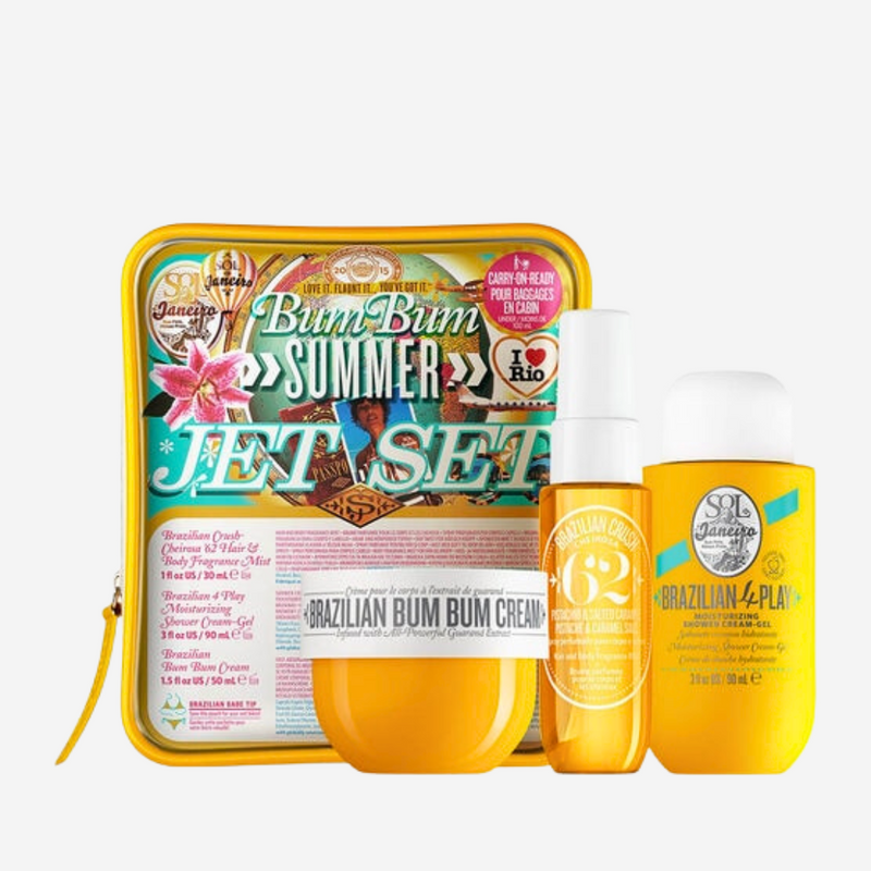 Kit Sol de Janeiro Bum Bum Jet Set, Creme Corporal Brazilian Bum Bum Cream, Sabonete Líquido para Banho Brazilian 4 Play, Mist Perfumado para o Corpo Brazilian Crush Cheirora '62, Creme Corporal Sol de Janeiro Brazilian Bum Bum Cream.